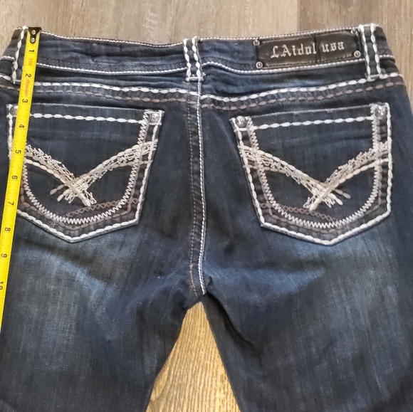 LA IDOL Jean - Picture 2 of 9